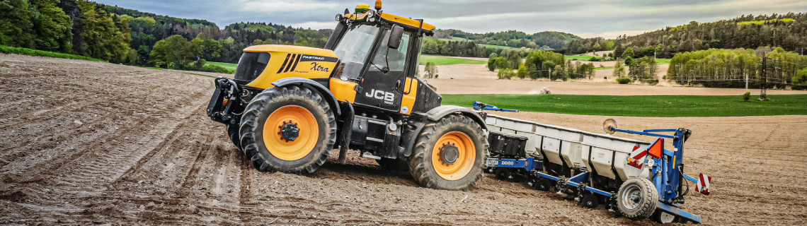 Univerzální elektrický volant s navigací John Deere